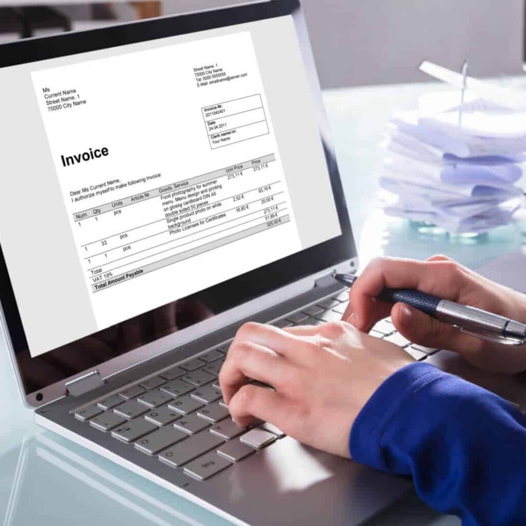 Pflicht zur E-Rechnung ab 2025: Welche Änderungen kommen auf Unternehmen zu?